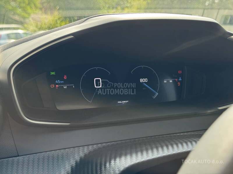 Peugeot 2008 P2 allure 1.2 E 100