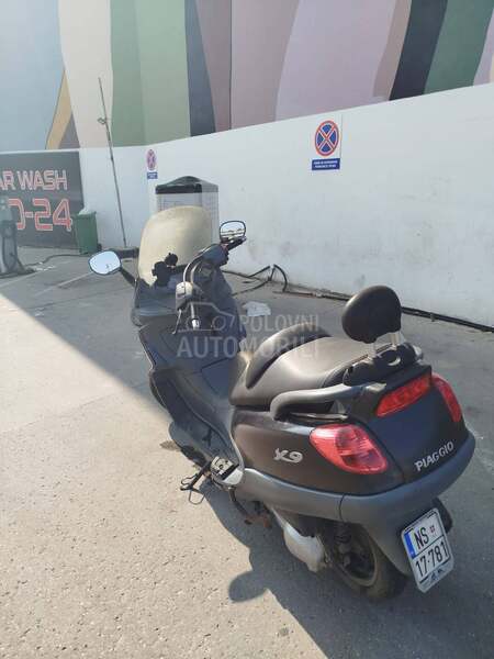 Piaggio Piaggo x9