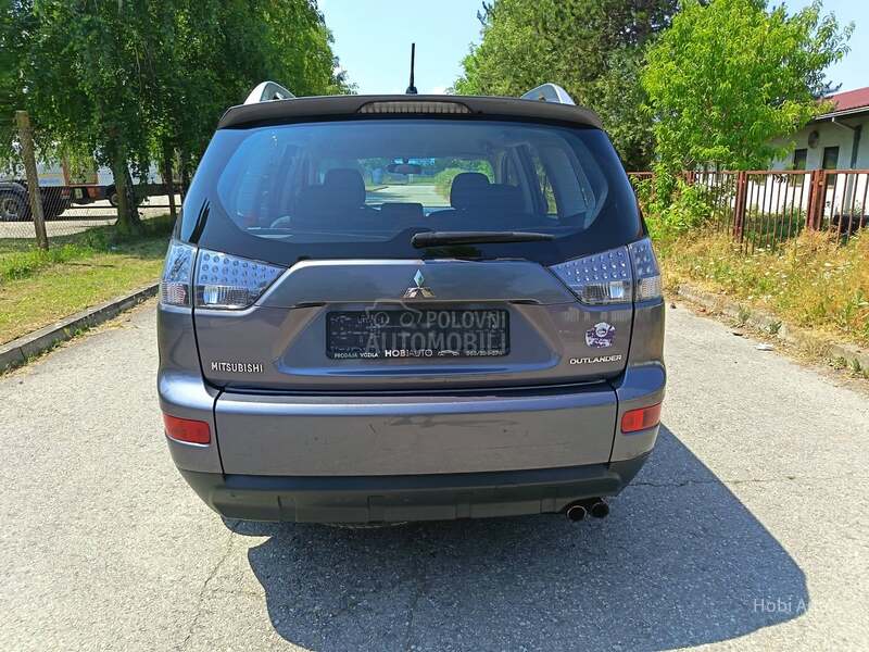 Mitsubishi Outlander 2.0D   4x4