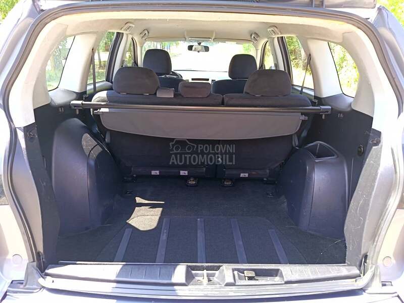 Mitsubishi Outlander 2.0D   4x4