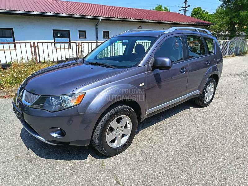 Mitsubishi Outlander 2.0D   4x4