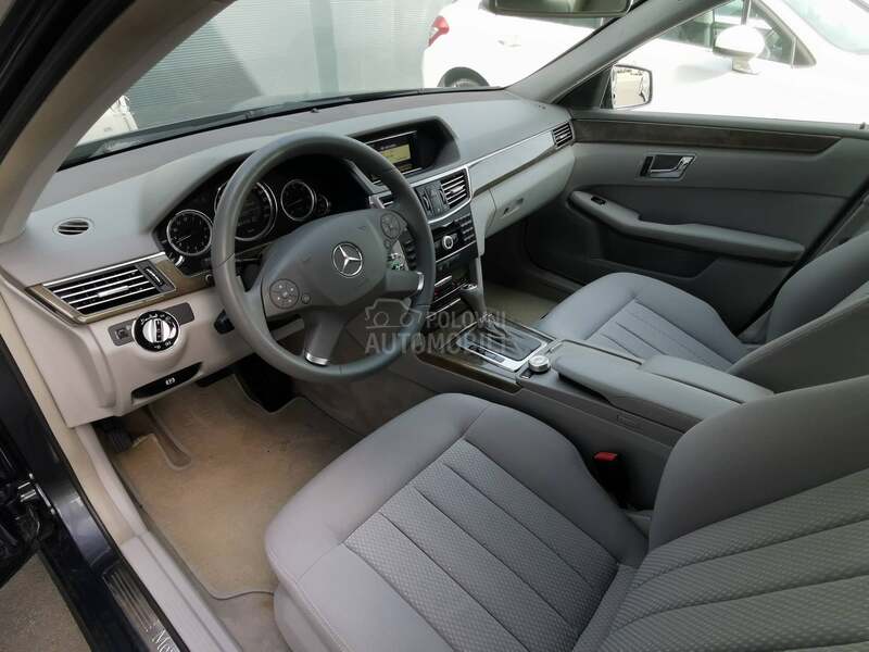 Mercedes Benz E 200 Elegance