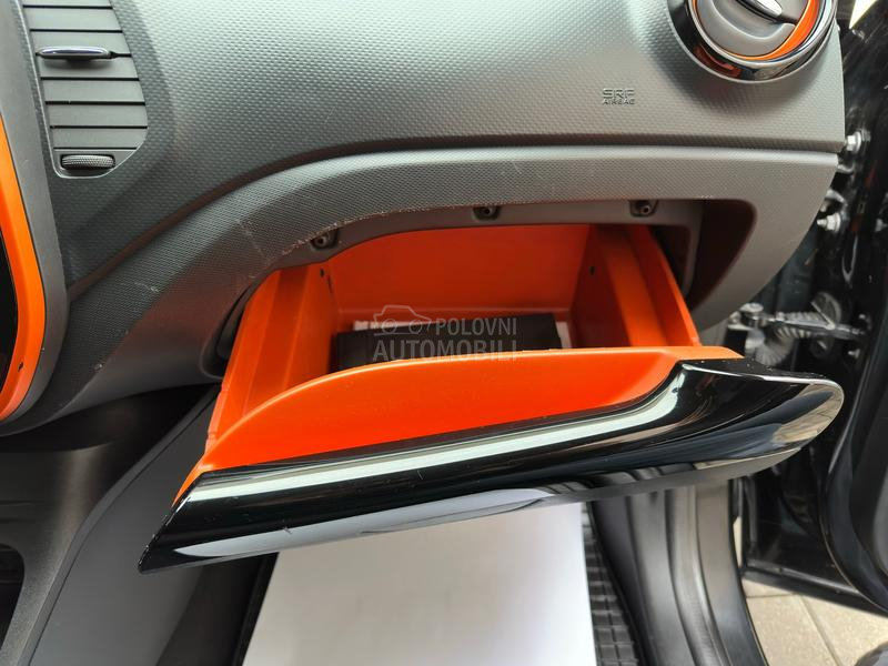 Renault Captur 15DCI/VSERVIS/Z.GUME