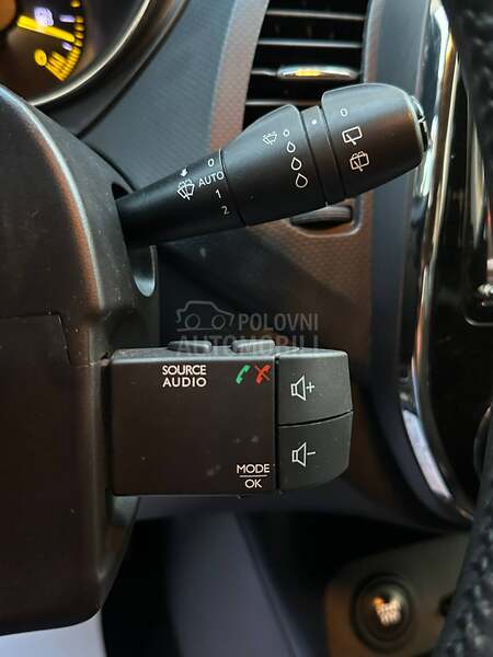 Renault Captur 1.5DCI/ INTENSE