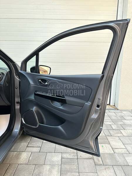 Renault Captur 1.5DCI/ INTENSE