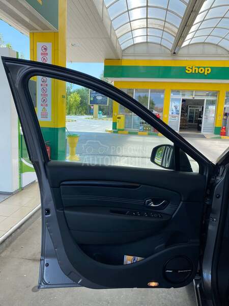 Renault Scenic 1,4-BOSSE.SWIS.CH