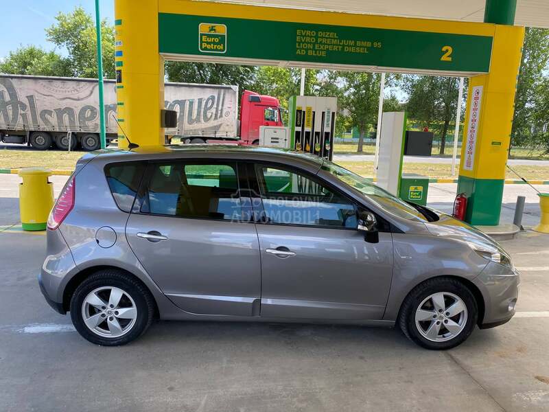 Renault Scenic 1,4-BOSSE.SWIS.CH