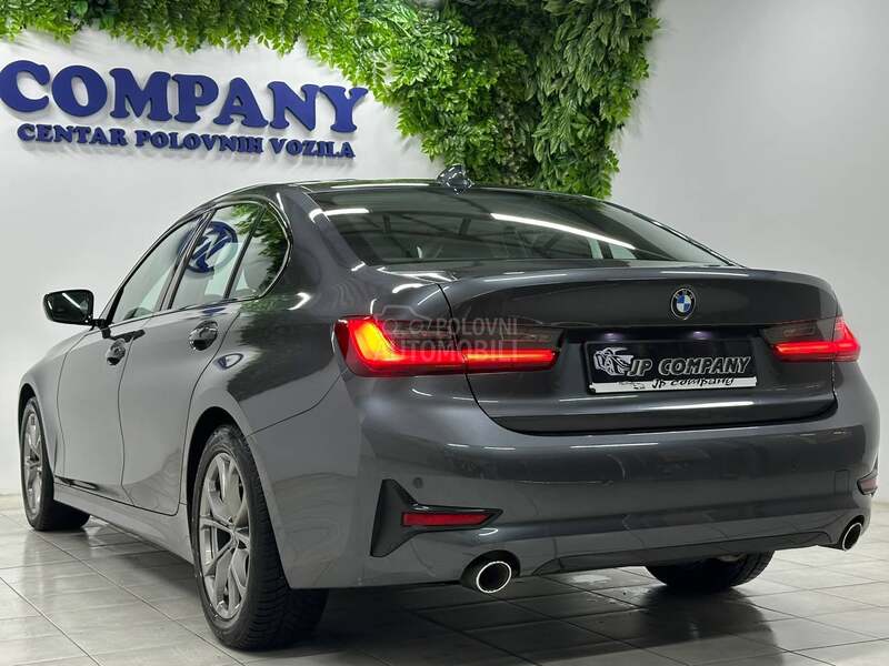 BMW 318 2.0 D AUT PAN