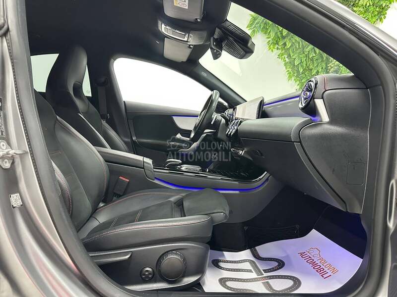 Mercedes Benz CLA 200 AMG LINE AMB AUT