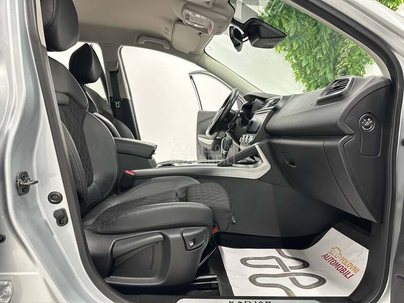 Renault Kadjar 1.3  INTENS 160hp