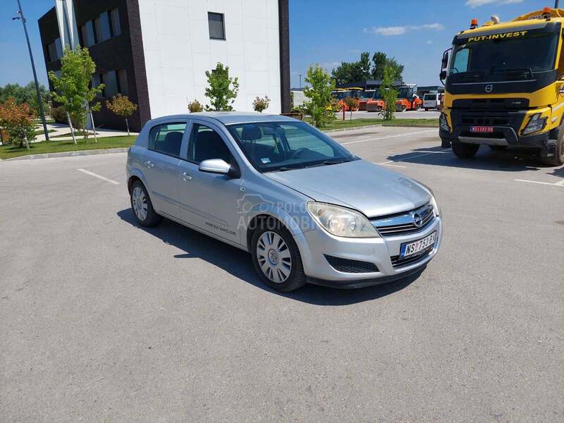 Opel Astra H 
