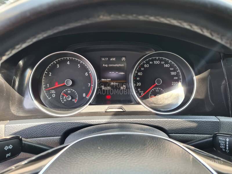 Volkswagen Golf 7 1.2 TSI HIGHLINE