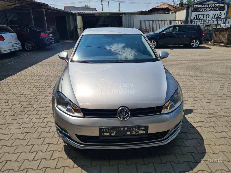 Volkswagen Golf 7 1.2 TSI HIGHLINE