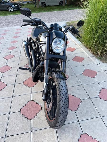 Harley Davidson VRSCDX night road