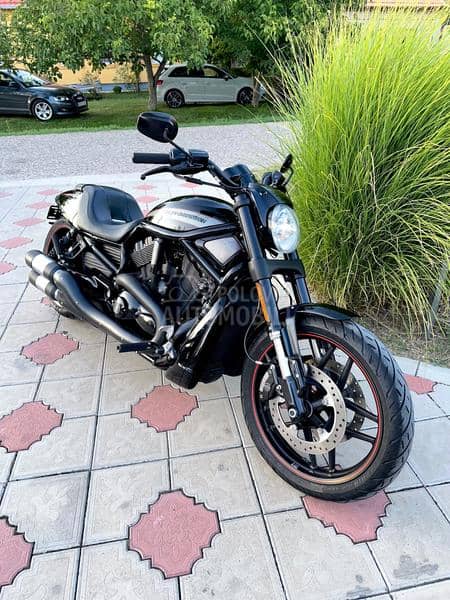 Harley Davidson VRSCDX night road
