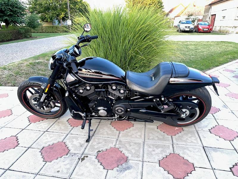 Harley Davidson VRSCDX night road