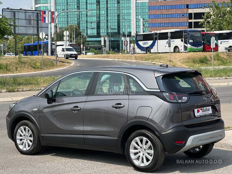 Opel Crossland X  1.5 HDI/NAV/LED