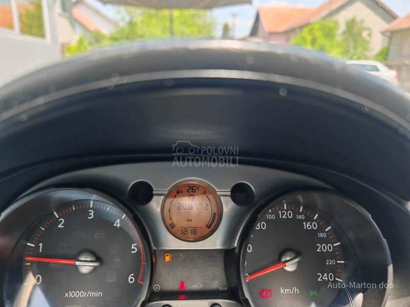 Nissan Qashqai 2.0dCi 4WD AT