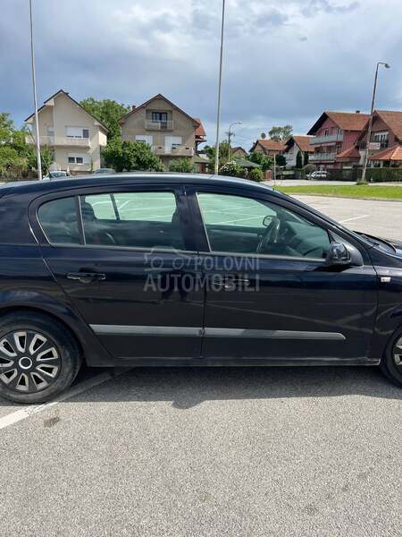 Opel Astra H 