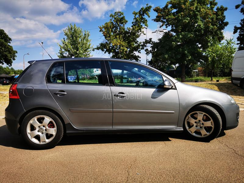 Volkswagen Golf 5 GTI