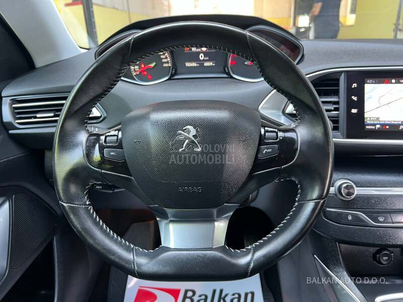 Peugeot 308 1.5 HDI/ALLURE/NAV