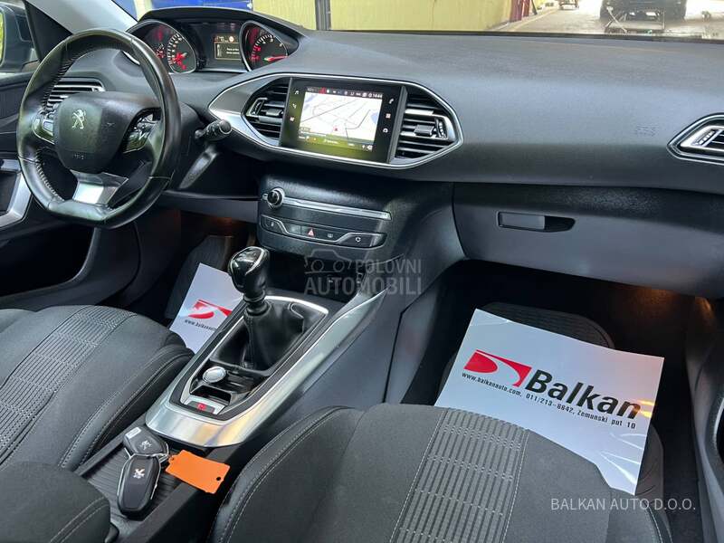 Peugeot 308 1.5 HDI/ALLURE/NAV
