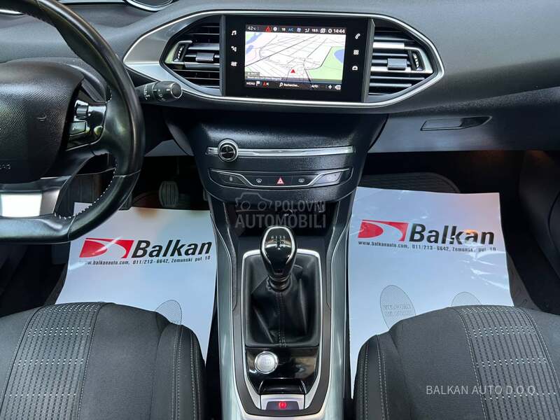 Peugeot 308 1.5 HDI/ALLURE/NAV