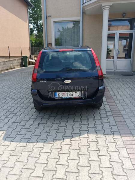 Ford Fusion 
