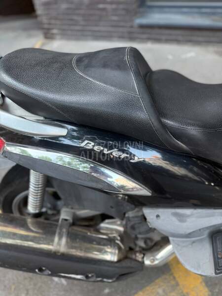 Piaggio Beverly  500