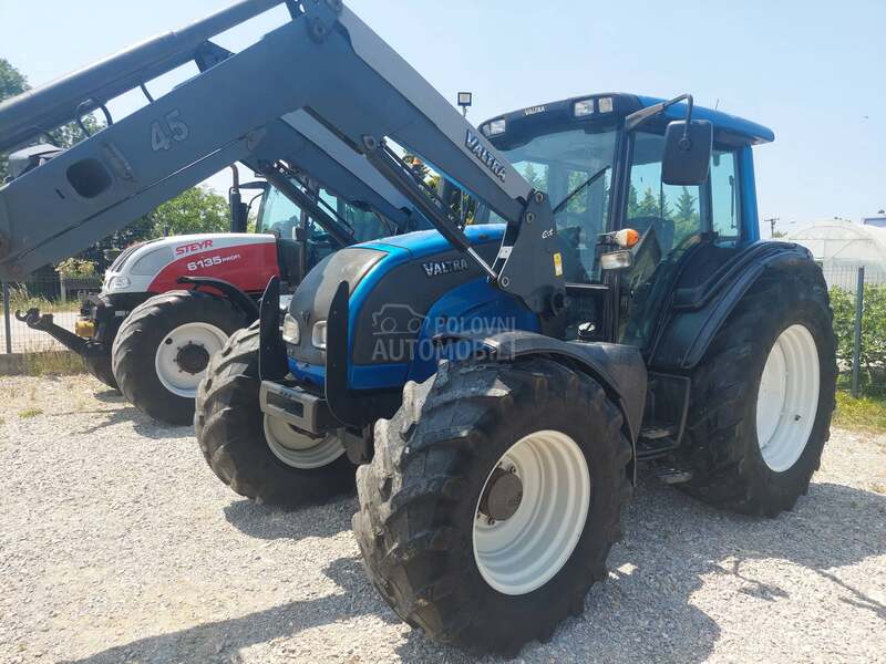 Valtra N101 SA UTOVARIVACEM