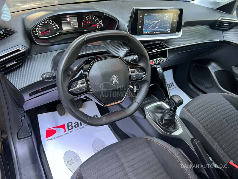 Peugeot 208 1.5 HDI/NAV/LED