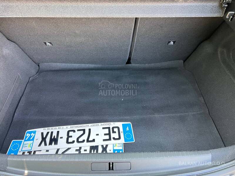Peugeot 208 1.5 HDI/NAV/LED