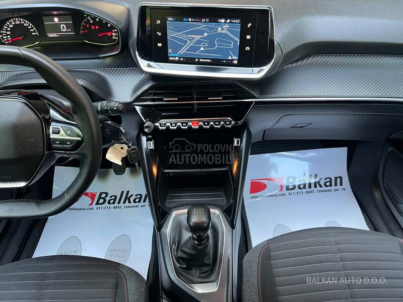 Peugeot 208 1.5 HDI/NAV/LED