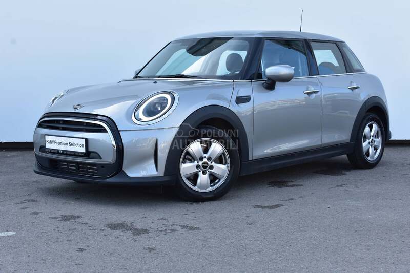MINI Cooper 5 door