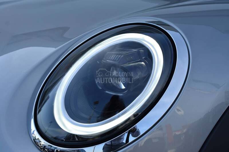 MINI Cooper 5 door