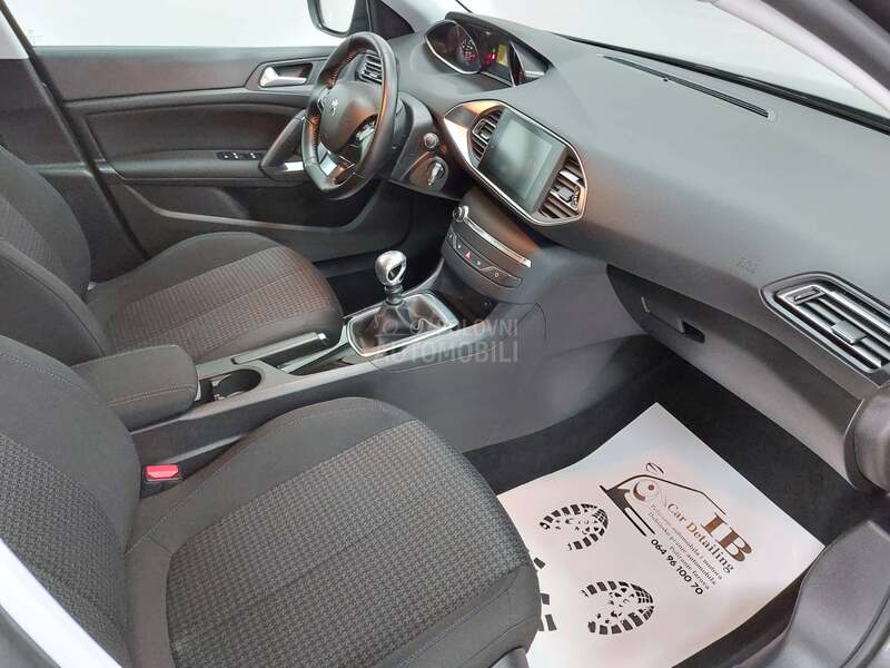 Peugeot 308 1.5 HDI STYLE