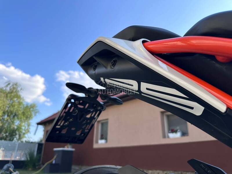 KTM Duke 125
