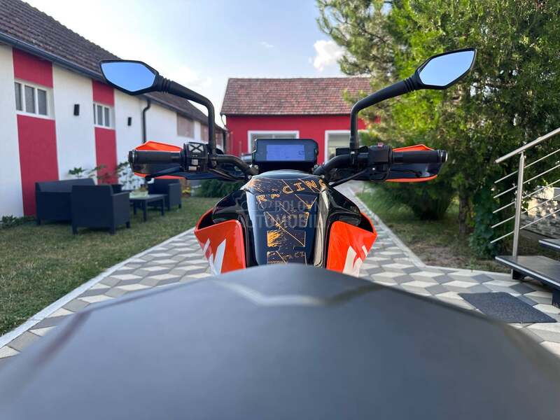 KTM Duke 125