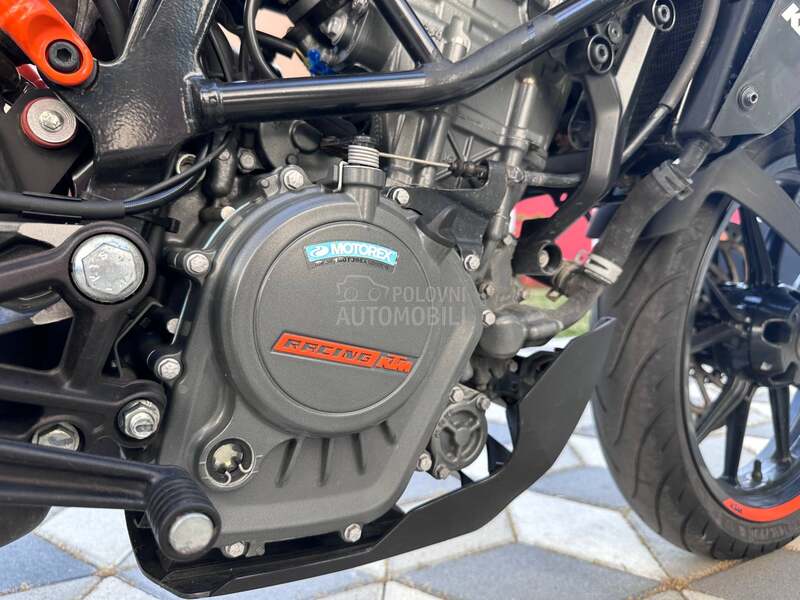 KTM Duke 125
