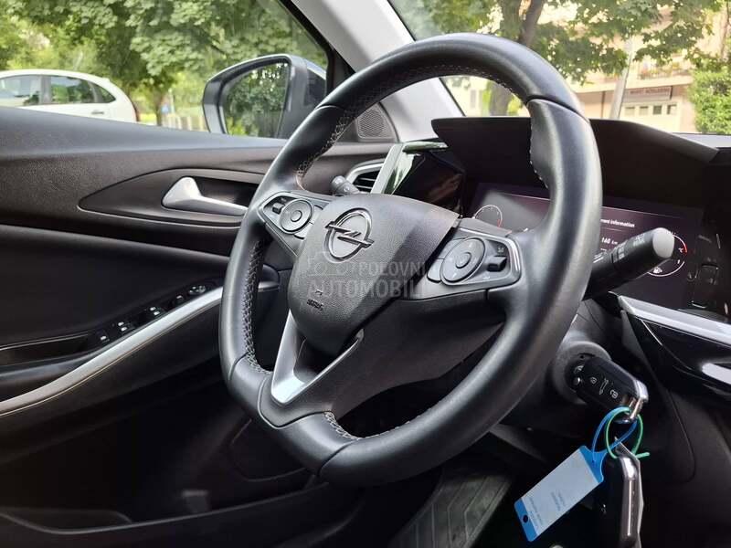 Opel Grandland X GS LINE AT8 SPORT
