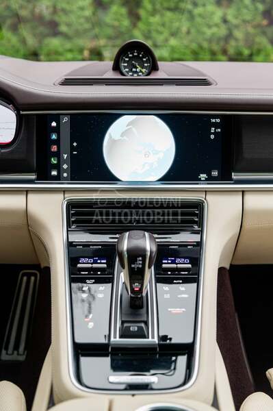 Porsche Panamera TURBO S/E-HYBRID