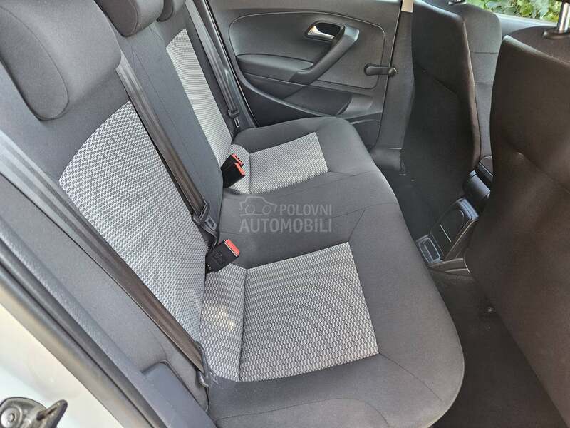 Volkswagen Polo 130.ooo N.A.V KAM