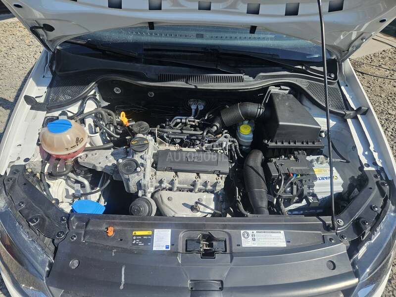 Volkswagen Polo 130.ooo N.A.V KAM