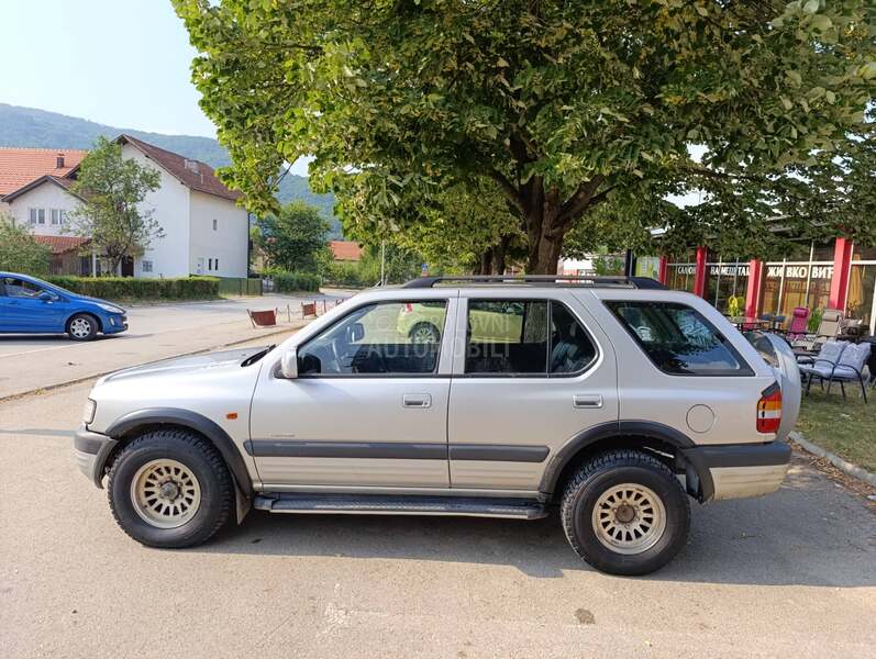 Opel Frontera 2.2 dti