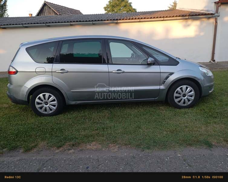 Ford S-Max Titanium