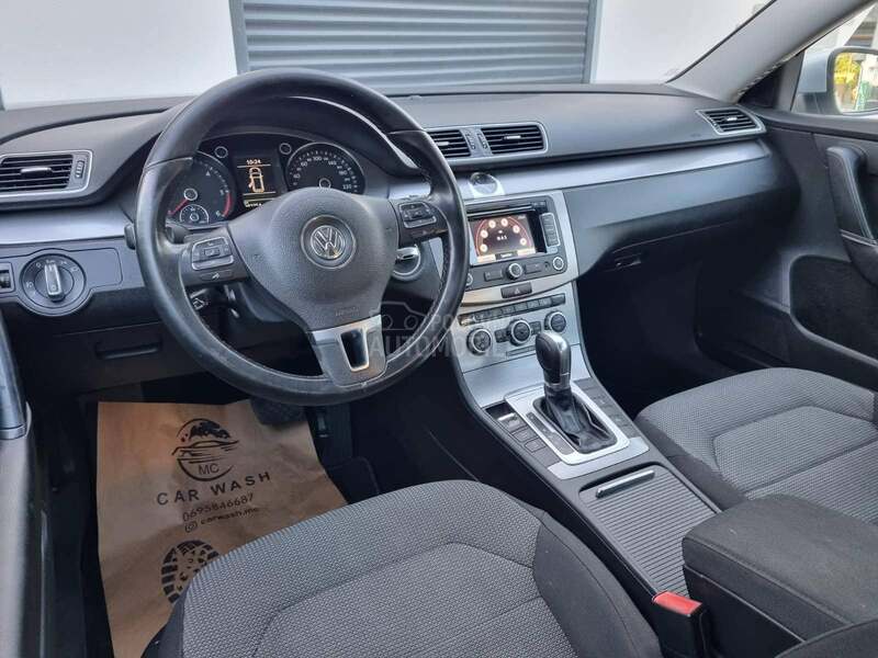 Volkswagen Passat B7 DSG 2.0
