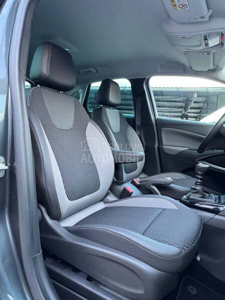 Opel Crossland X  1.6HDi120 INNOVATION