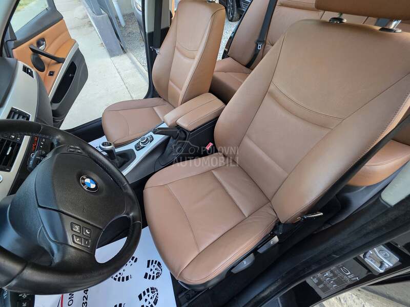 BMW 318 P A.N.O.R.A.M.A