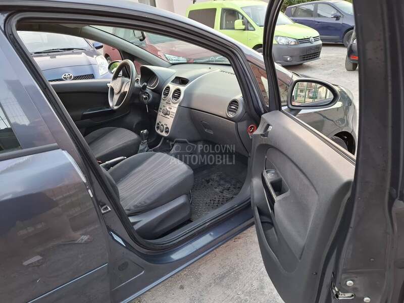 Opel Corsa D 1.2b 5.vr clima tng