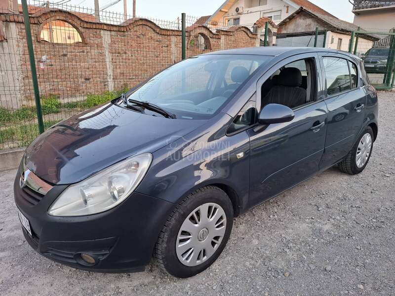 Opel Corsa D 1.2b 5.vr clima tng